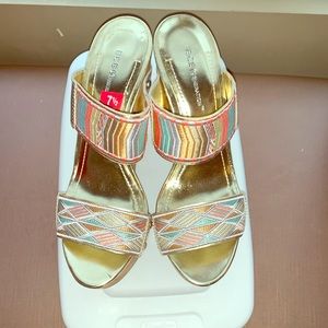 BCBG girls Wedge